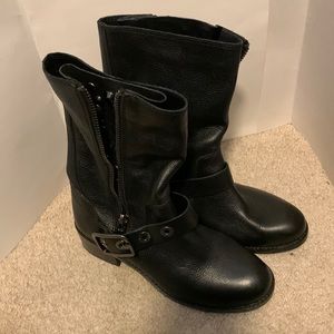 Vince Camuto Black leather calf boot, size 7B